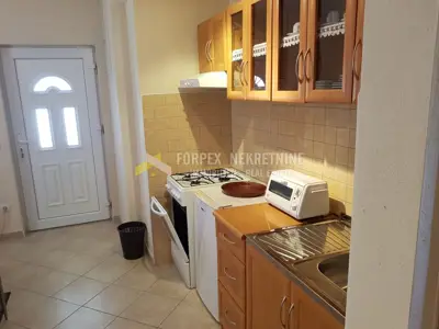 Haus in Novi Vinodolski, 5 Apartments und Garten - 7