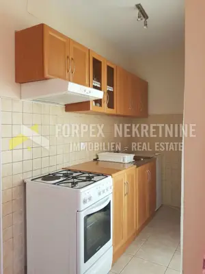 Haus in Novi Vinodolski, 5 Apartments und Garten - 10