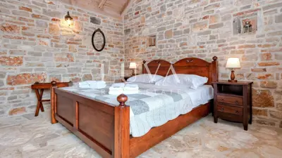 Villa 300 m², Stari Grad on Hvar - pool and privacy - 16