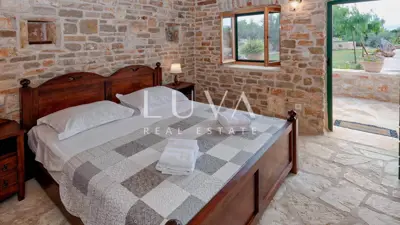 Villa 300 m², Stari Grad on Hvar - pool and privacy - 15