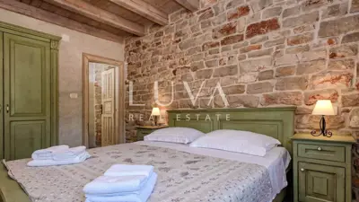 Villa 300 m², Stari Grad on Hvar - pool and privacy - 13