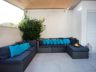 Baška Voda - vila s bazenom blizu plaže - 9