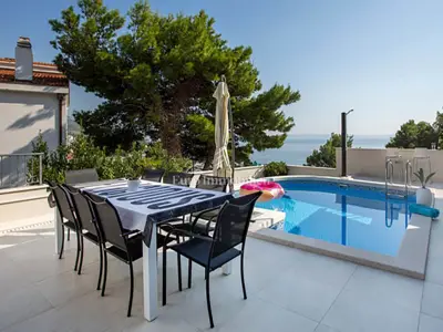 Baška Voda - vila s bazenom blizu plaže - 3