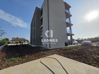 Stan 62 m², Vabriga, vrt i 2 parkirna mjesta - 11