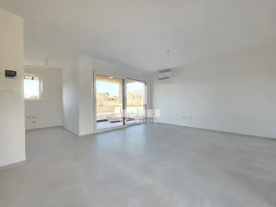 Stan 62 m², Vabriga, vrt i 2 parkirna mjesta - 3