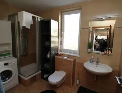 Rijeka, raskošan stan s bonusom - 16