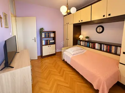 Apartment 47.6 m², Makarska center - 2 bedrooms, lift - 7