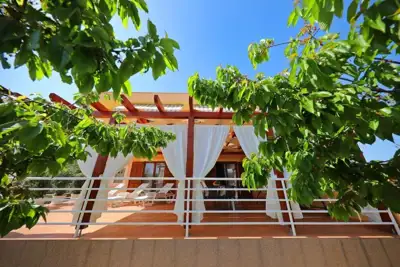 ZADAR, SUKOŠAN - Apartment house 150 m from the sea - 4