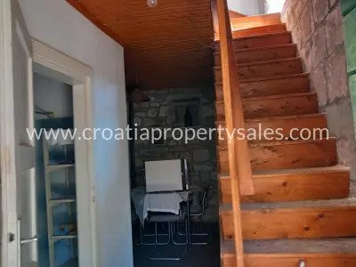 Stone house 54 m², Otok Brač - authentic charm and history - 4