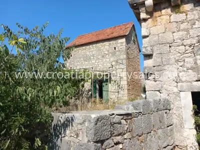 Stone house 54 m², Otok Brač - authentic charm and history - 2
