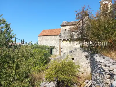 Stone house 54 m², Otok Brač - authentic charm and history - 3