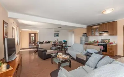 Kuća 192 m², Barban - bazen i konoba - 15