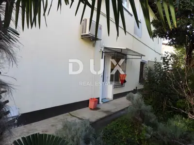 Wohnung 96 m², Opatija - Centar, zwei Wohnungen und Nebengebäude - 14