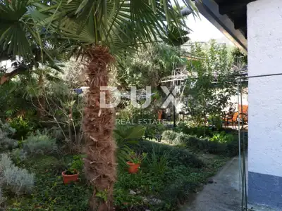 Wohnung 96 m², Opatija - Centar, zwei Wohnungen und Nebengebäude - 12