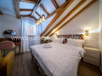 Kuća, Rogoznica, 170 m², 580 000 € - 4