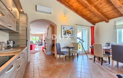 House for sale in Rabac, 210 m² - 20