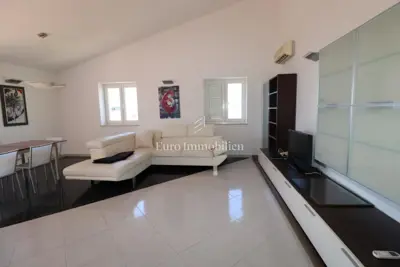 NOVIGRAD! ! ! Wohnung mit Dachterrasse von 52 m² und Garage - 10