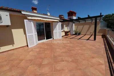 NOVIGRAD! ! ! Wohnung mit Dachterrasse von 52 m² und Garage - 6