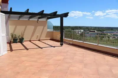 NOVIGRAD! ! ! Wohnung mit Dachterrasse von 52 m² und Garage - 4