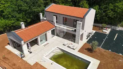 Villa 236 m², Labin - heated pool and grounds 1,006 m² - 2