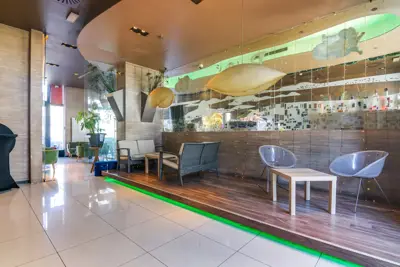 Poslovni prostor 292 m², Donji grad - dvije etaže i više ulaza - 11