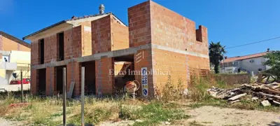 Kuća 135 m², Vrbnik - bazen i natkriveni roštilj - 5
