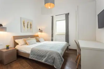 Istra - Haus mit Pool, unweit des Zentrums - 13