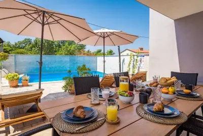 Istra - Haus mit Pool, unweit des Zentrums - 19