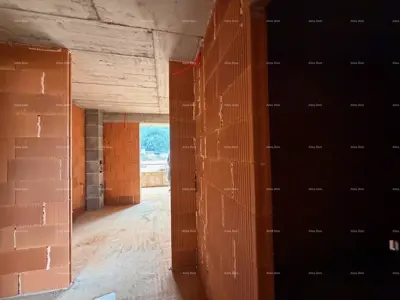 Stan u Puli, Centar, 2 spavaće sobe i velika terasa - 7