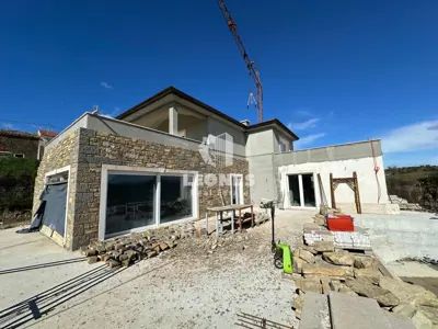 Villa 0 m², Momjan bei Buje, Meerblick und Infinity-Pool - 8