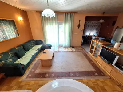 Freistehendes Haus mit 2 Wohnungen - Umgebung von Malinska - 9