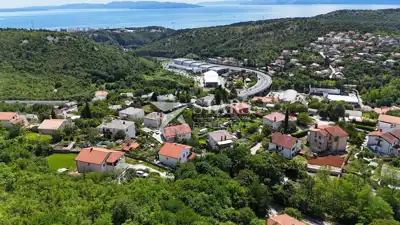 Građevinski teren 1.453 m², Svilno - pogled na more