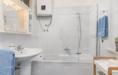 Kuća 200m², Rabac – tri stana na mirnoj lokaciji, pogled na more - 18