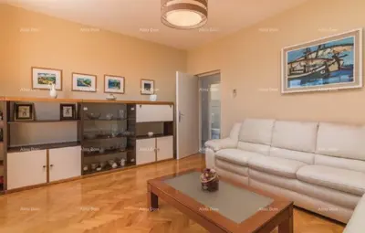 Kuća 200m², Rabac – tri stana na mirnoj lokaciji, pogled na more - 10