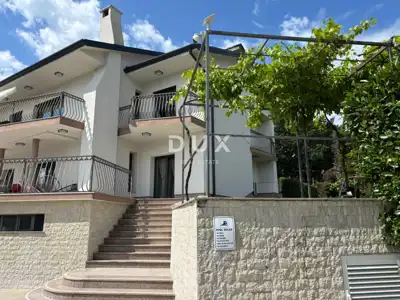 Haus zum Kauf in Matulji, 306 m² - 2