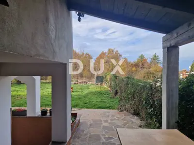 Haus 975 m², Poreč - 9 Wohnungen und freier Blick auf das Grün - 15