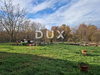 Haus 975 m², Poreč - 9 Wohnungen und freier Blick auf das Grün - 17