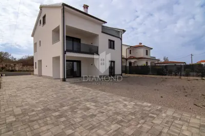 House on Krk, near Malinska and open sea view - 5