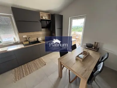 Apartman 61 m², Peroj - pogled na more i prostrana terasa - 4