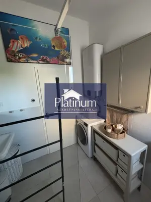 Apartman 61 m², Peroj - pogled na more i prostrana terasa - 14