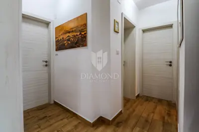 Stan 94 m², Rovinj - mirna rezidencijalna zona - 12
