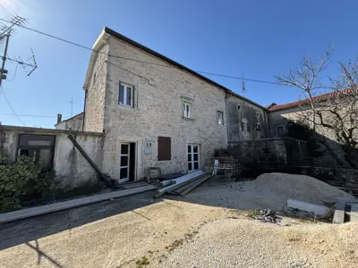 Doppelsteinhaus, Rovinj, Umgebung, Istra