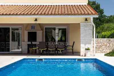 Labin, Villa in a quiet location - 11
