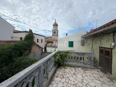 Haus 140 m², Krk - Altstadt, in der Nähe der Kathedrale