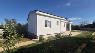 Fertighaus mit Garten auf ruhiger Lage