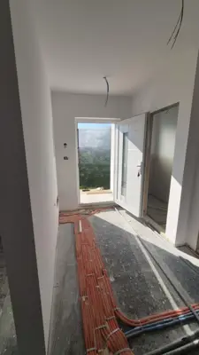 Prefabricated house with yard in a quiet location - 22