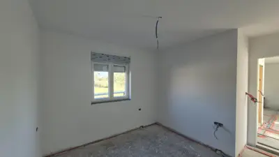 Prefabricated house with yard in a quiet location - 12