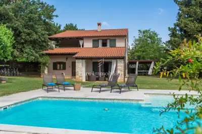 Kamena vila 1430 m², Poreč - bazen i okućnica - 5