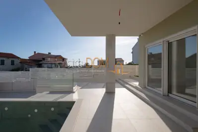 Villa 176 m², Ližnjan - pool and sea view - 4