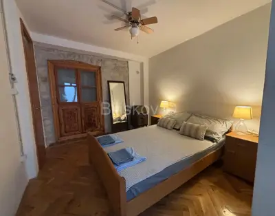Kuća 122 m², Kaštel Lukšić centar - kamena kuća - 13